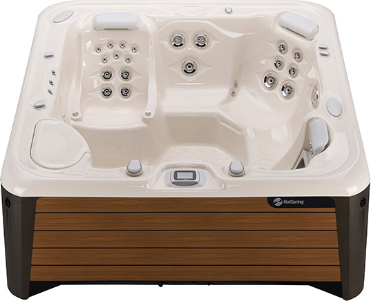 Inflatable hot tub vs regular hot tub - which is best?